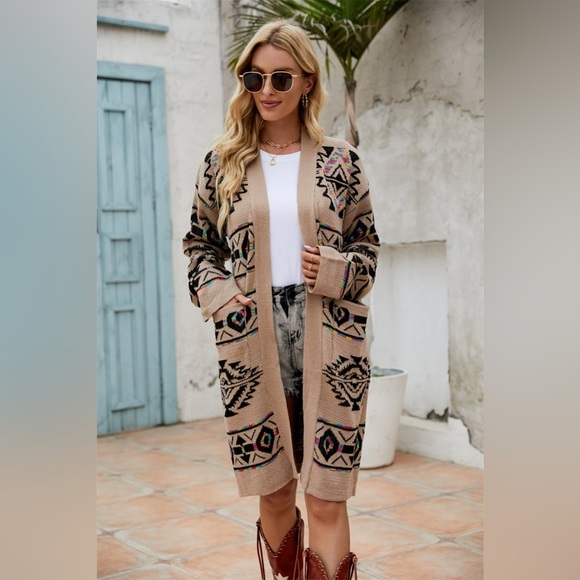 Printed Long Sleeve Cardigan with Pocket - Picture 4 of 6